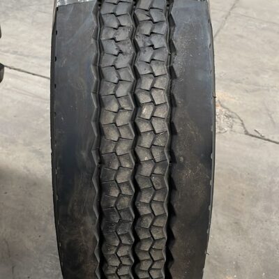 MICHELIN 215/75R17.5