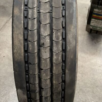 MICHELIN 215/75R17.5