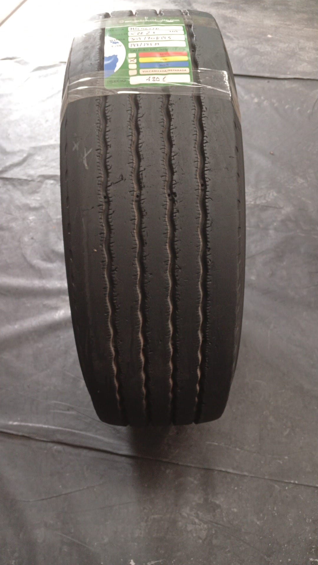 MICHELIN 305/70R19.5 - Imagen 2