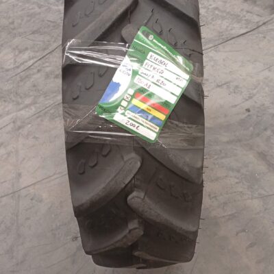 KLEBER 300/70R20