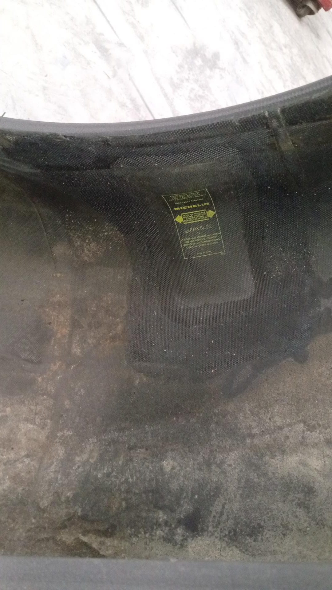 KLEBER 300/70R20 - Imagen 4