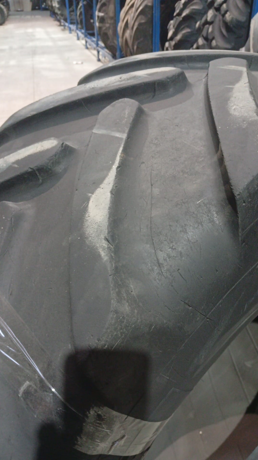 MICHELIN 540/65R30 - Imagen 3