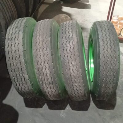 MICHELIN 8.25R16 + LLANTA