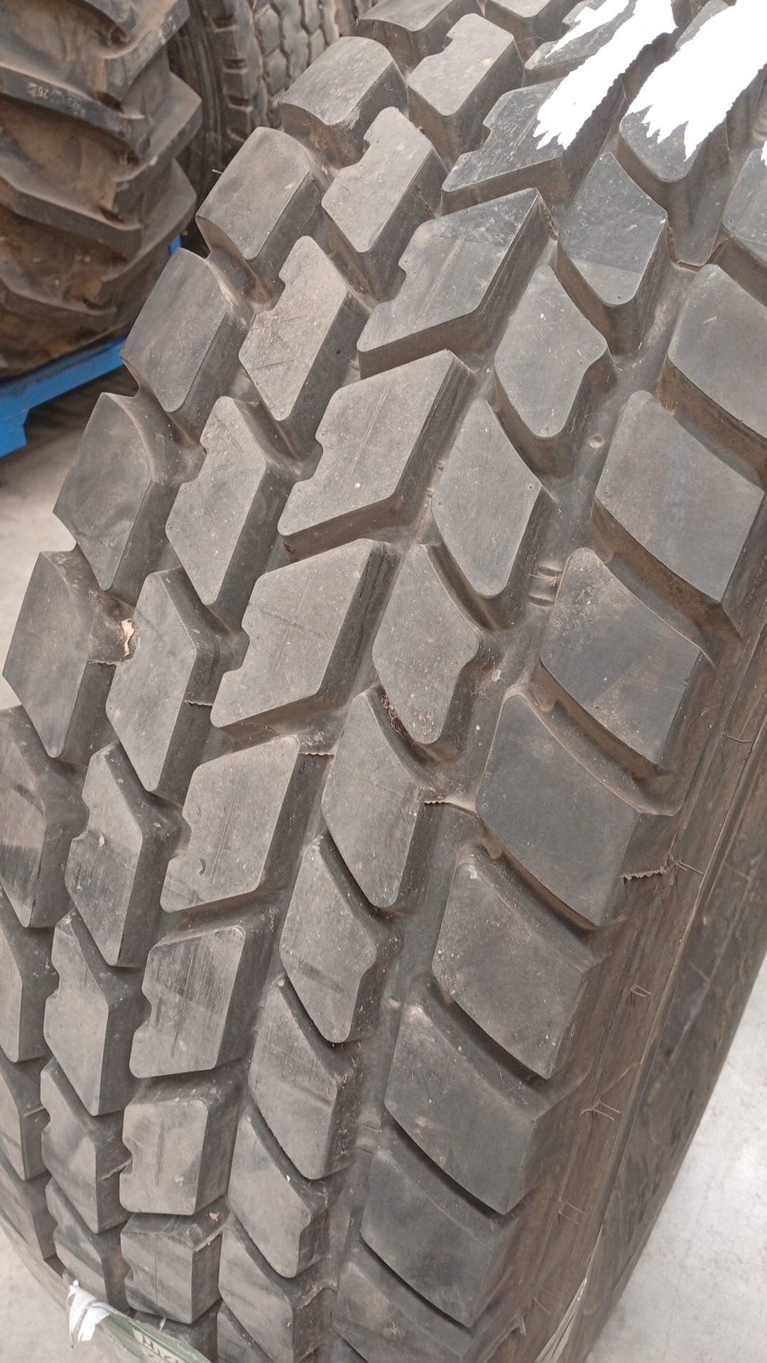 MICHELIN 385/95R24 - Imagen 3