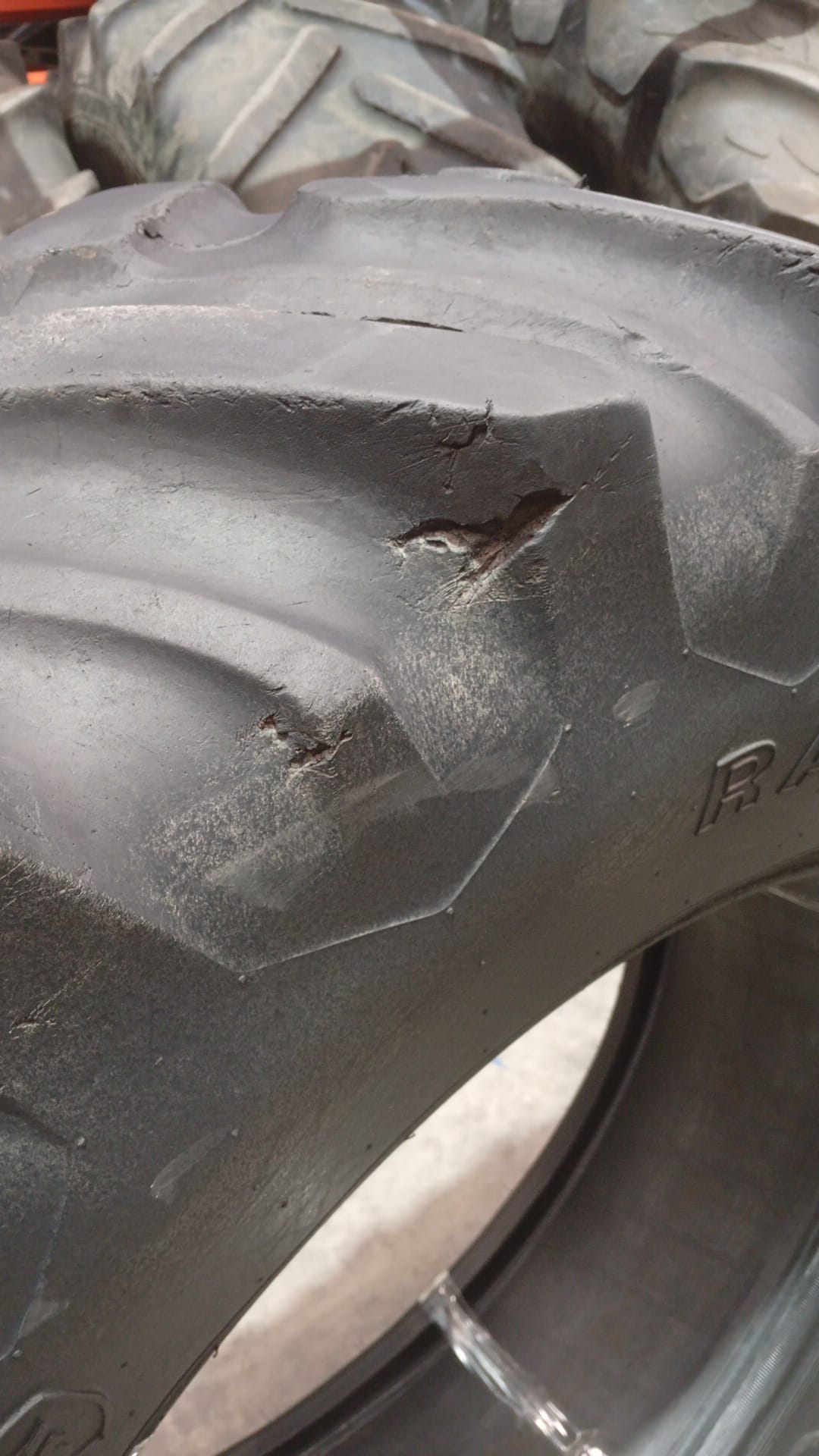 FIRESTONE 18.4R34 - Imagen 7