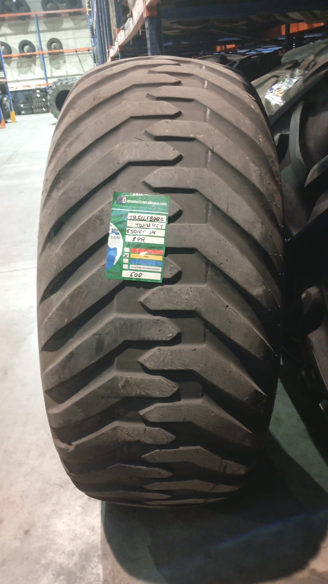 TRELLEBORG 650/65R34 + LLANTA - Imagen 4