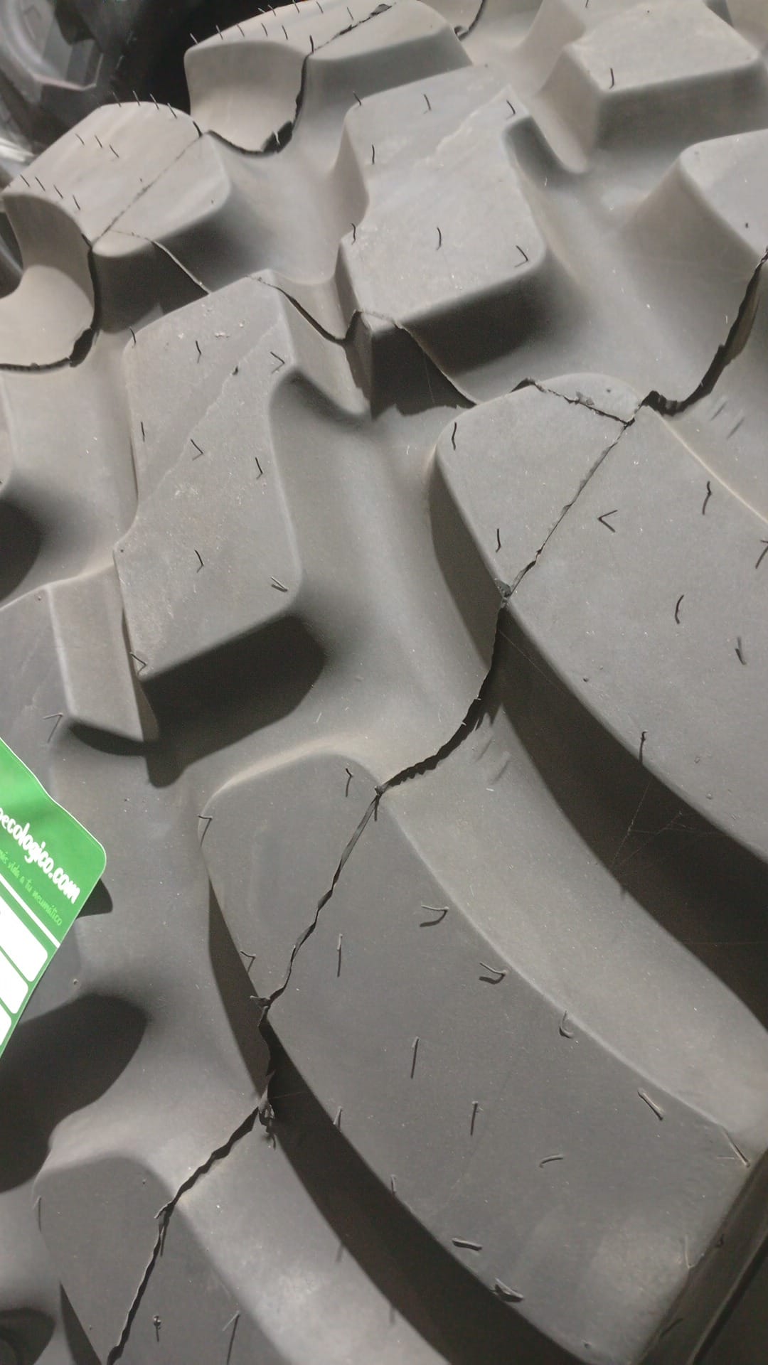 GOODYEAR 650/65R25 - Imagen 4