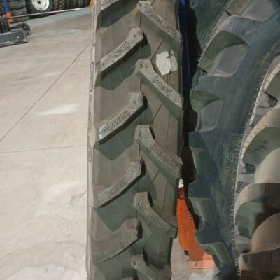 TRELLEBORG 270/95R44