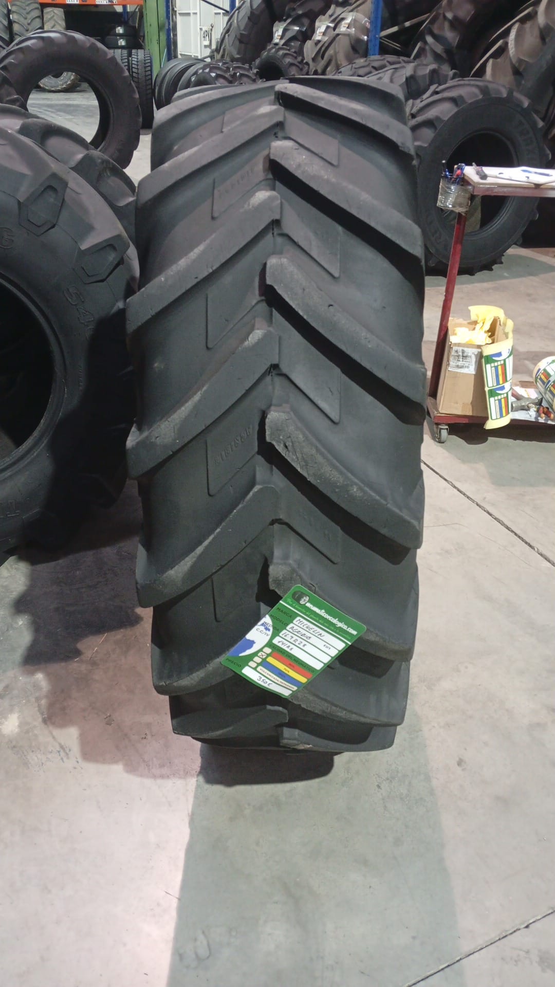 MICHELIN 16.9R28 - Imagen 2