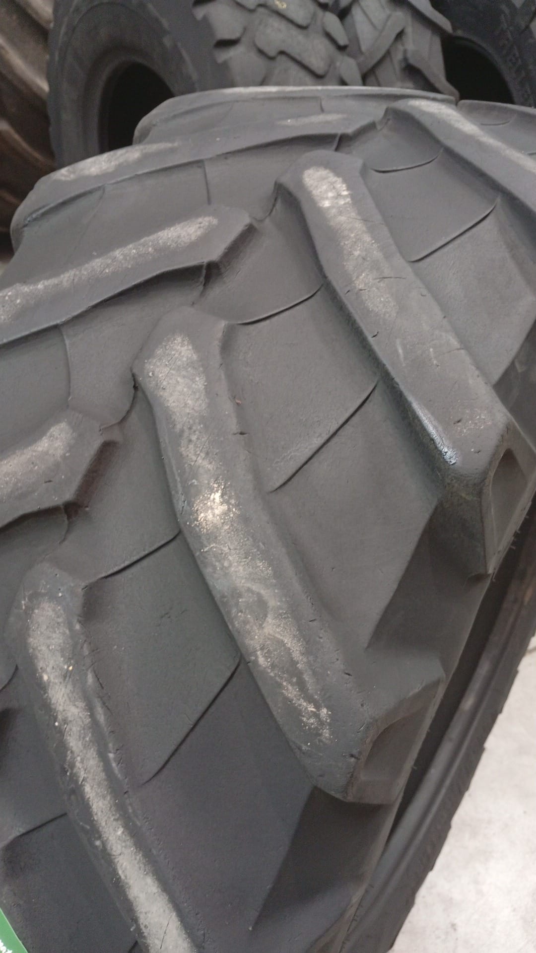 TRELLEBORG 480/65R28 - Imagen 5