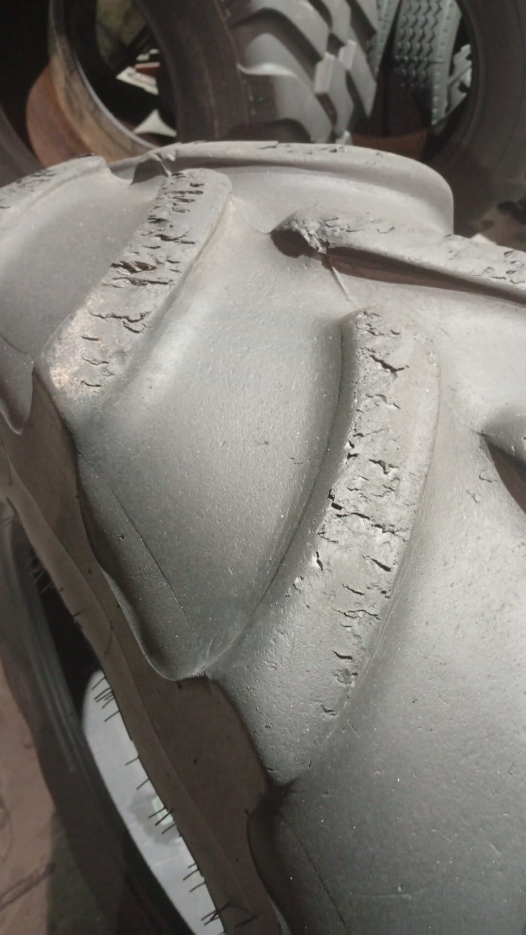 FIRESTONE 380/85R24 - Imagen 4