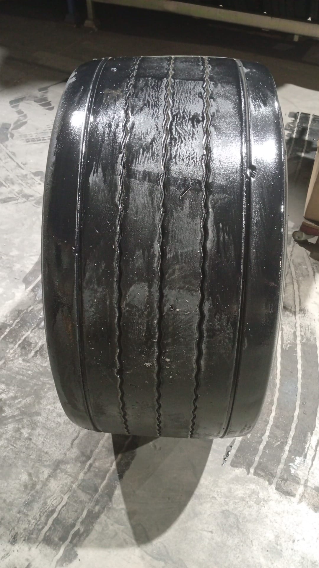 CONTINENTAL 445/45R19.5 - Imagen 2