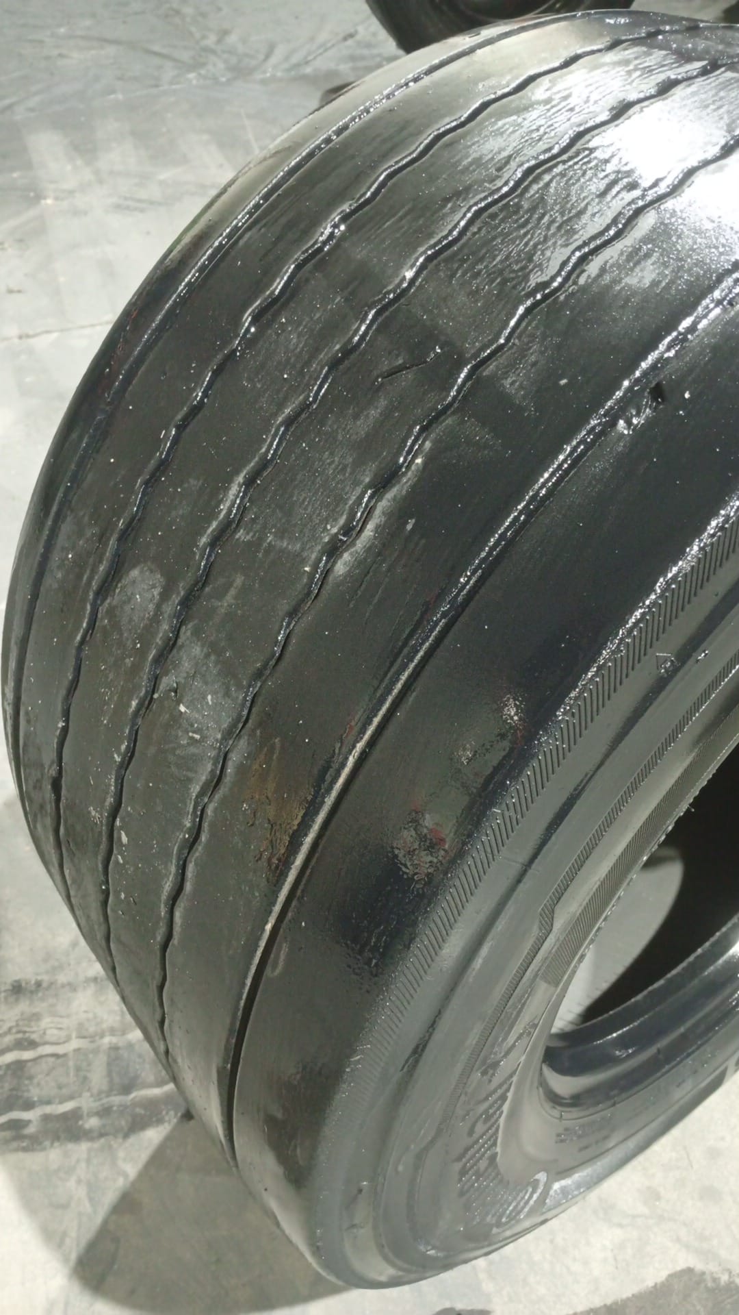 CONTINENTAL 445/45R19.5 - Imagen 3