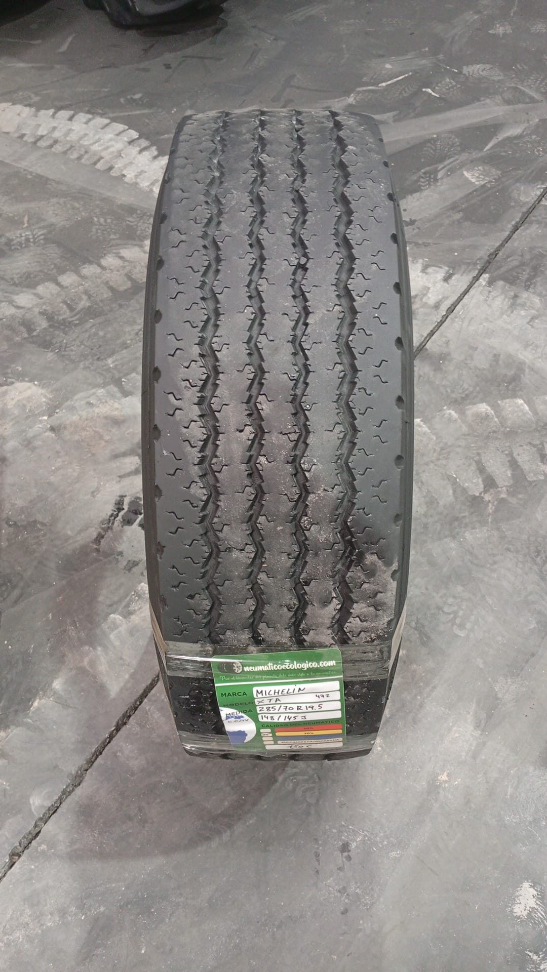 MICHELIN 285/70R19.5 - Imagen 2