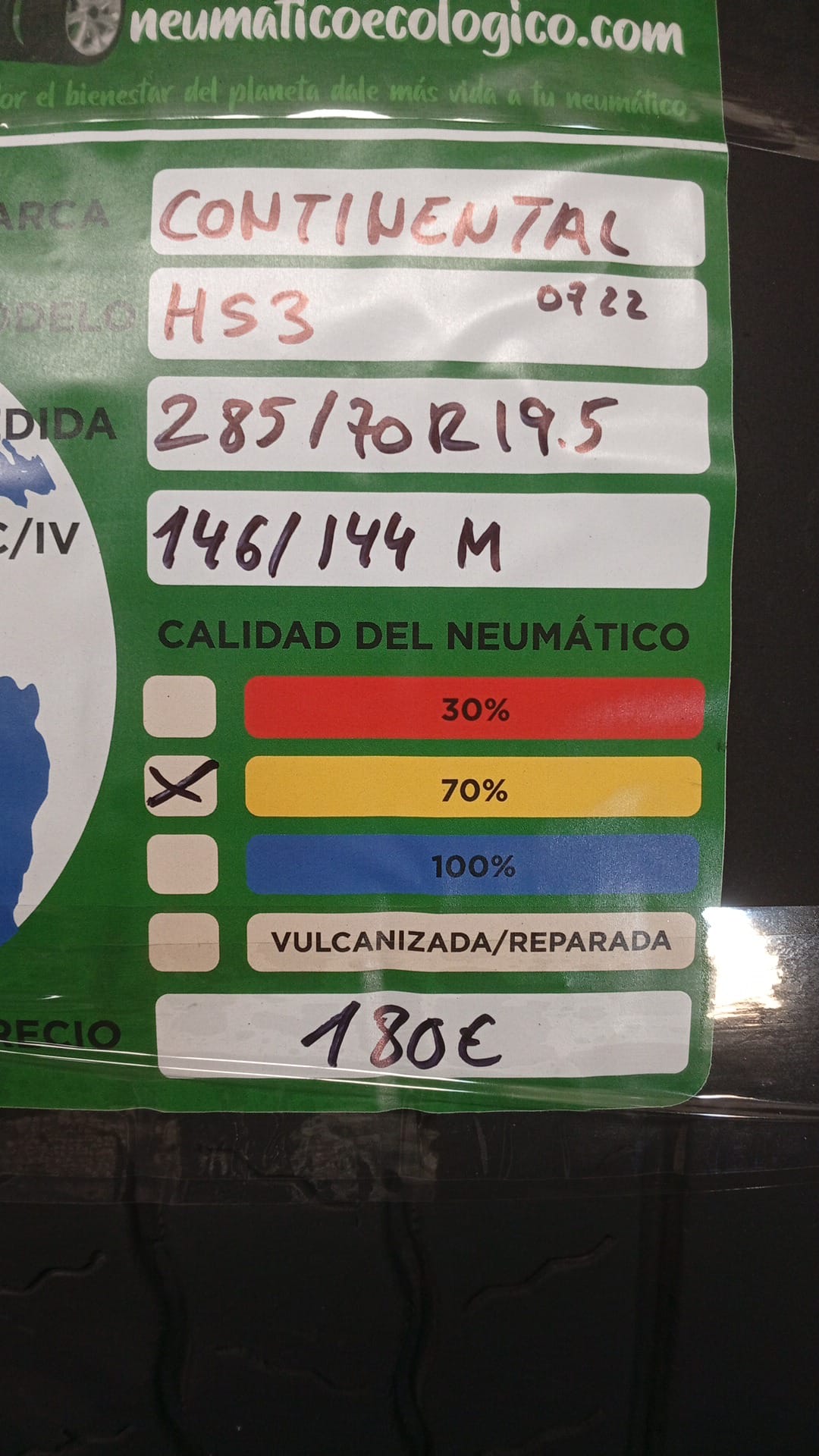 CONTINENTAL 285/70R19.5