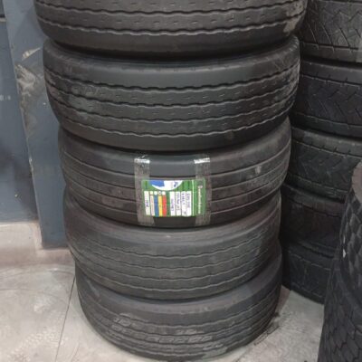 GOODYEAR 285/70R19.5