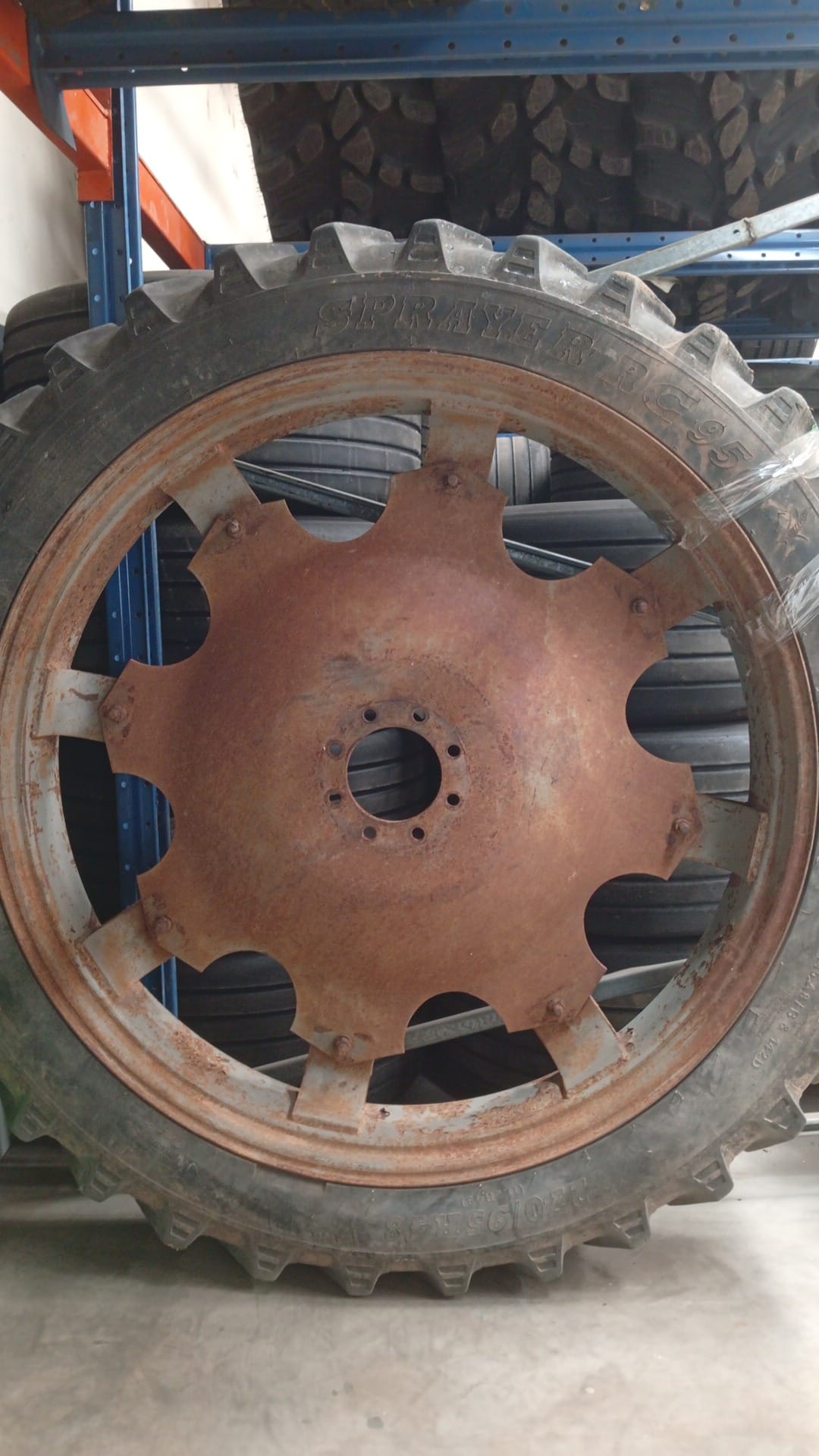 MRL 270/95R48 + LLANTA - Imagen 3