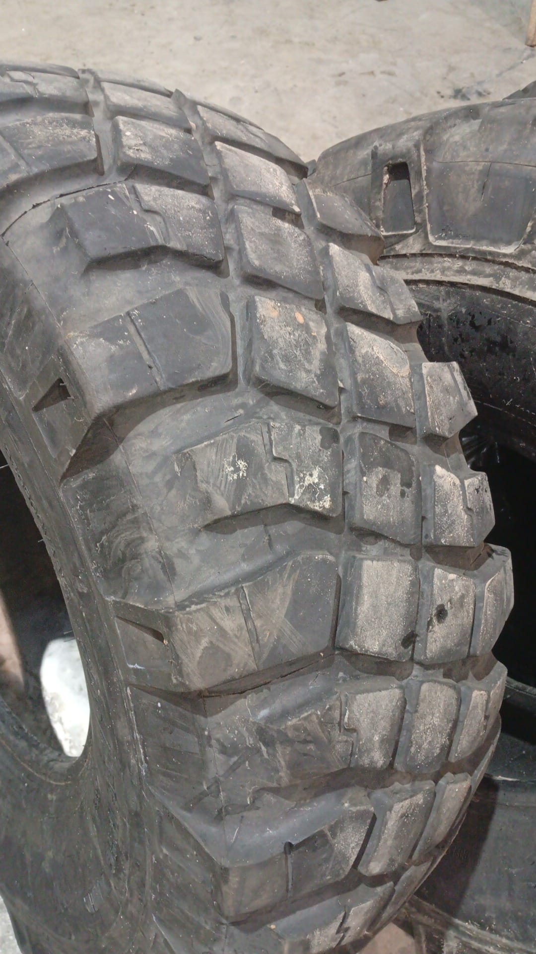 MICHELIN 325/85R16 - Imagen 13