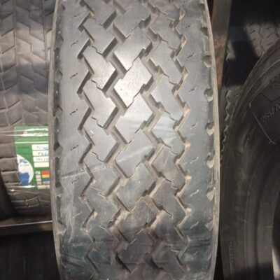 UNIROYAL 265/70R19.5