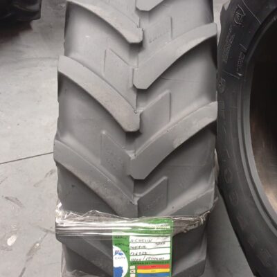 MICHELIN 13.6R24