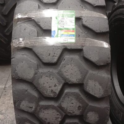 MICHELIN 23.5R25