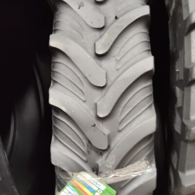TAURUS 340/85R48