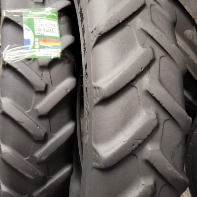 BKT 270/95R48