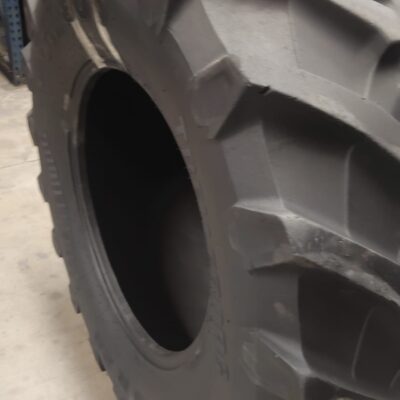 TRELLEBORG 600/65R28